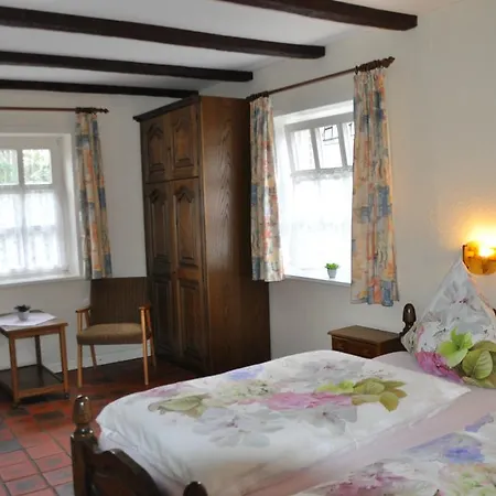 Ferienhaus Holsten Ramakershof 펜션 슈네베르딘겐