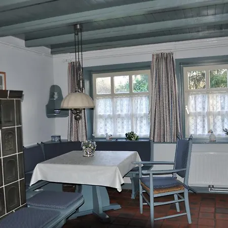 Ferienhaus Holsten Ramakershof 슈네베르딘겐